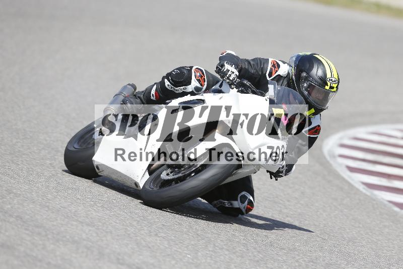 /08 17.04.2026  TZ Motorsport ADR/Gruppe gelb/703